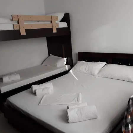 ゲストハウス Emanuel